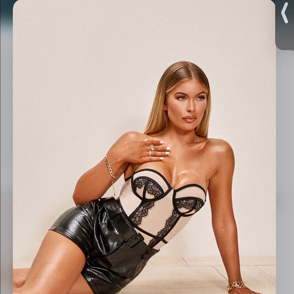 Nude Contrast Mesh And Lace Underwired Body